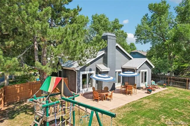 7100 Dry Creek Court Niwot, CO 80503