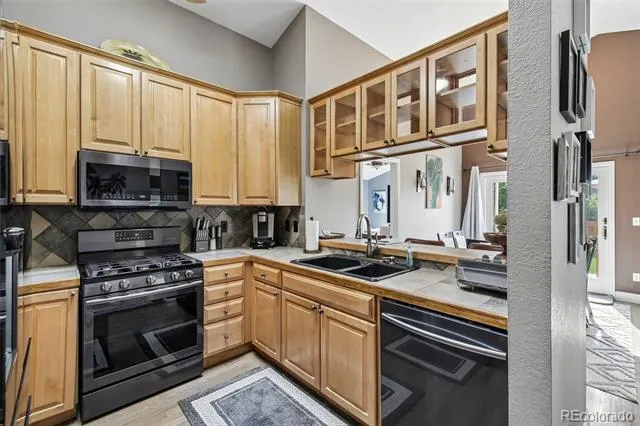 7100 Dry Creek Court Niwot, CO 80503