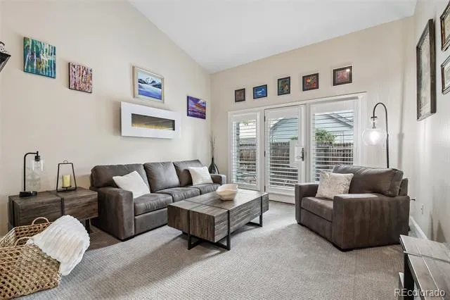 7100 Dry Creek Court Niwot, CO 80503