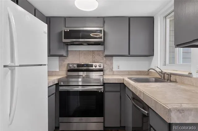 11648 E Cedar Avenue Aurora, CO 80012
