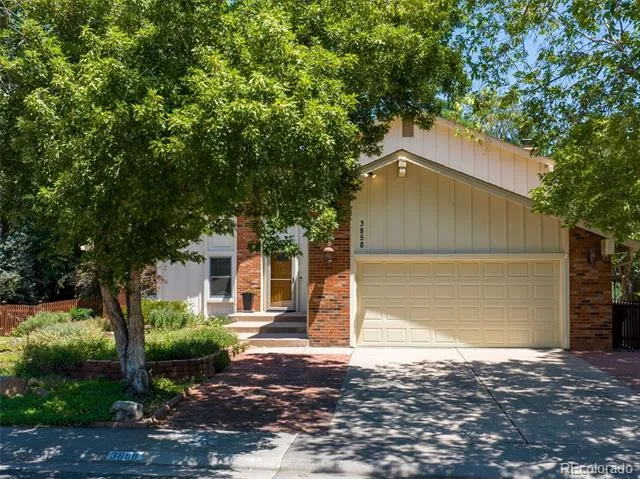 3858 S Hannibal Street Aurora, CO 80013