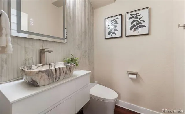 10488 Bluffmont Drive Lone Tree, CO 80124