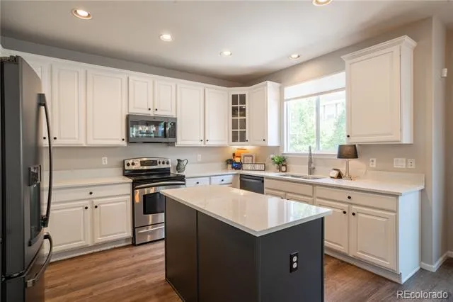 10468 Applebrook Circle Highlands Ranch, CO 80130