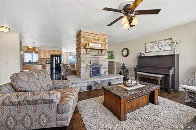 74 Dwyer Trail Hartsel, CO 80449