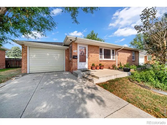 713 West Street Fort Morgan, CO 80701