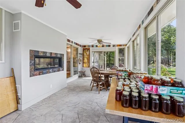 7922 Meadow Lake Road Niwot, CO 80503