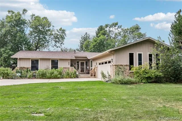 7922 Meadow Lake Road Niwot, CO 80503