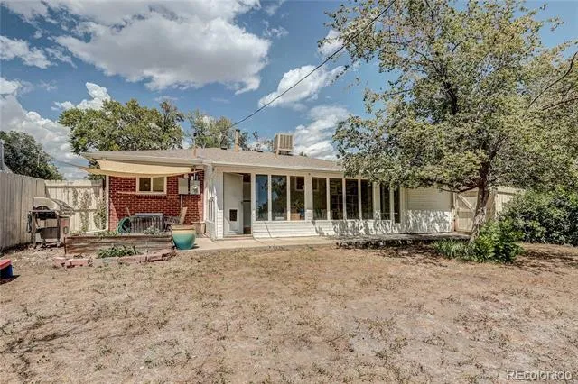 5550 Holland Drive Arvada, CO 80002