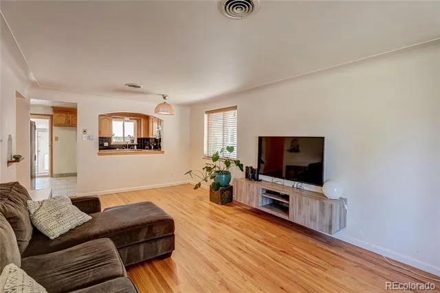 5550 Holland Drive Arvada, CO 80002