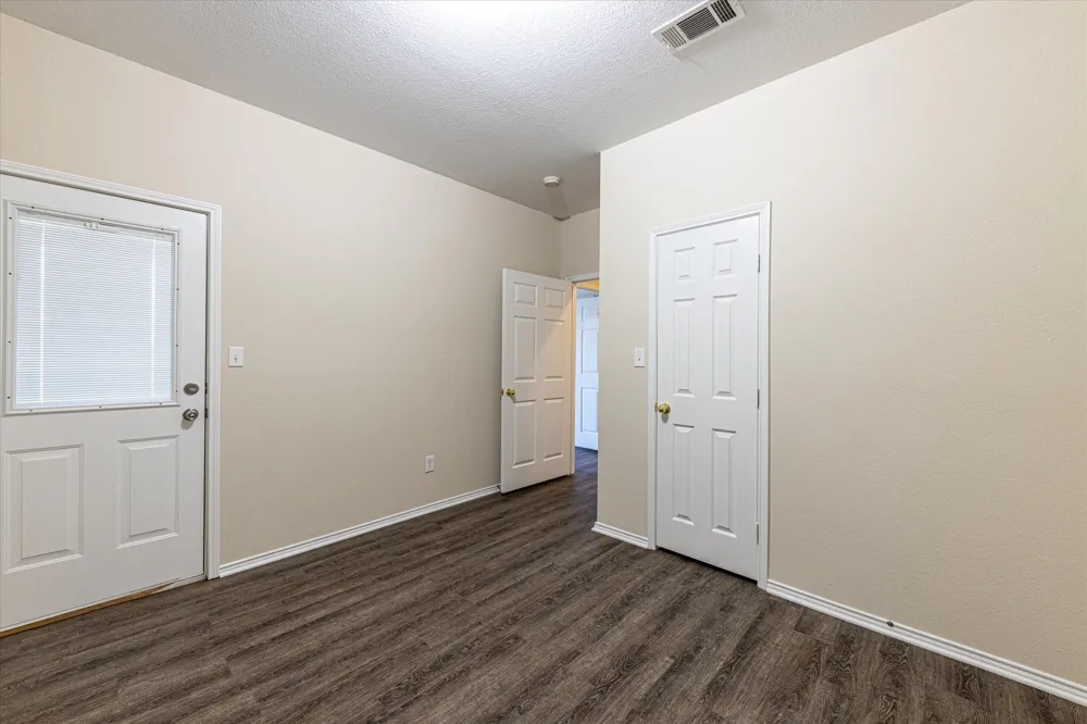 102 Collett Court Weatherford, TX 76088