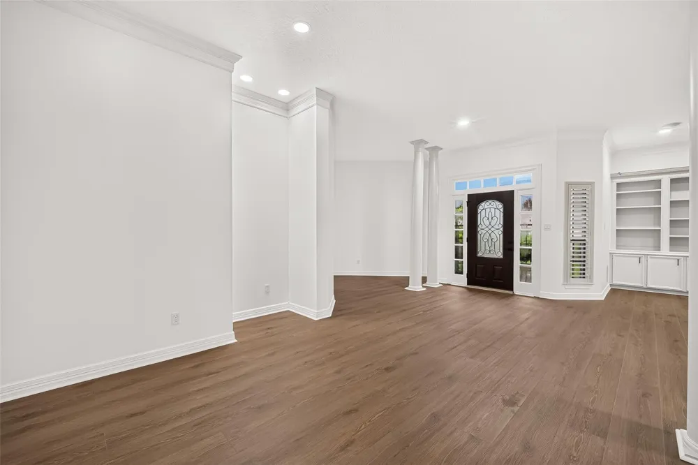 4415 Country Club View Baytown, TX 77521