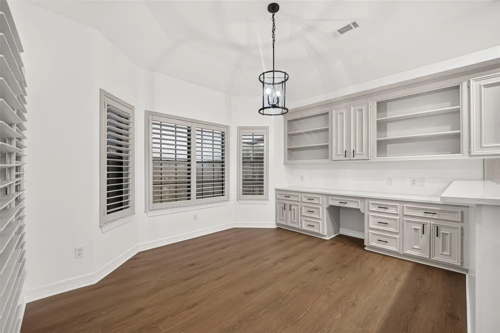 4415 Country Club View Baytown, TX 77521