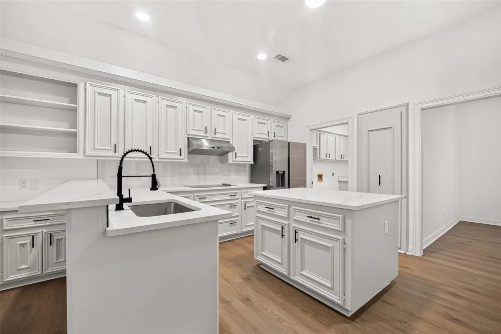 4415 Country Club View Baytown, TX 77521
