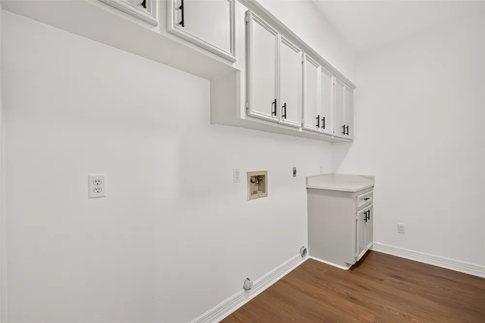 4415 Country Club View Baytown, TX 77521
