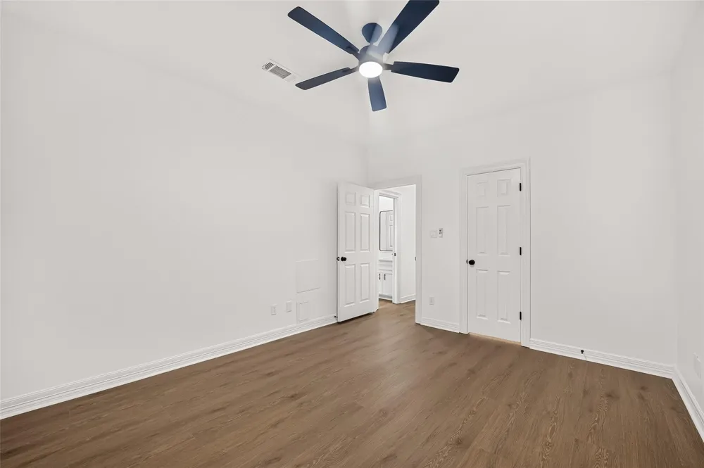 4415 Country Club View Baytown, TX 77521