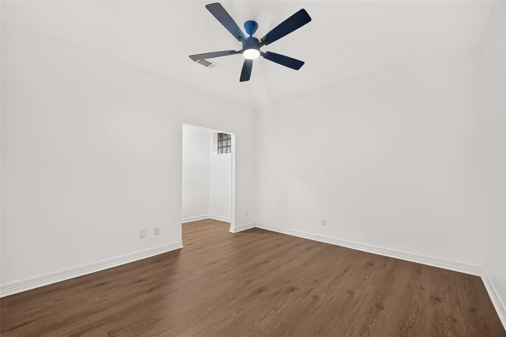 4415 Country Club View Baytown, TX 77521