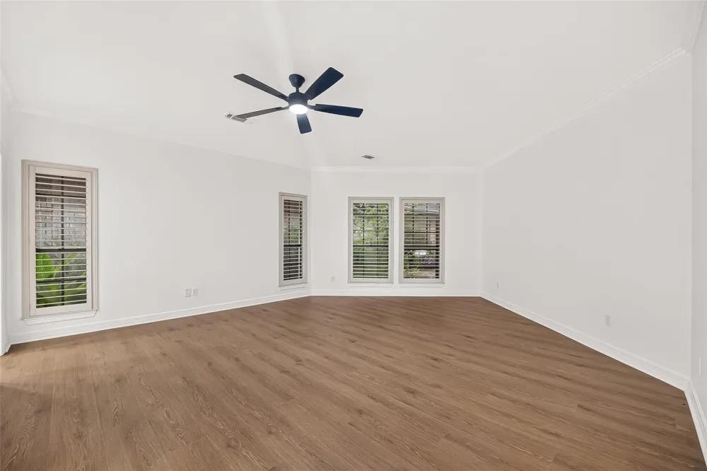 4415 Country Club View Baytown, TX 77521