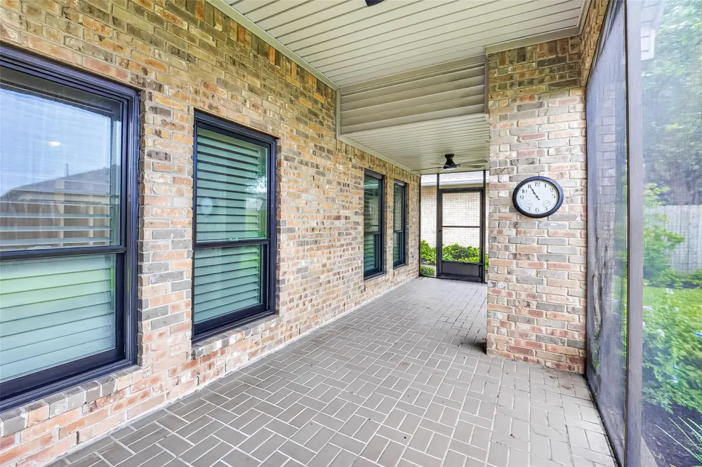 4415 Country Club View Baytown, TX 77521