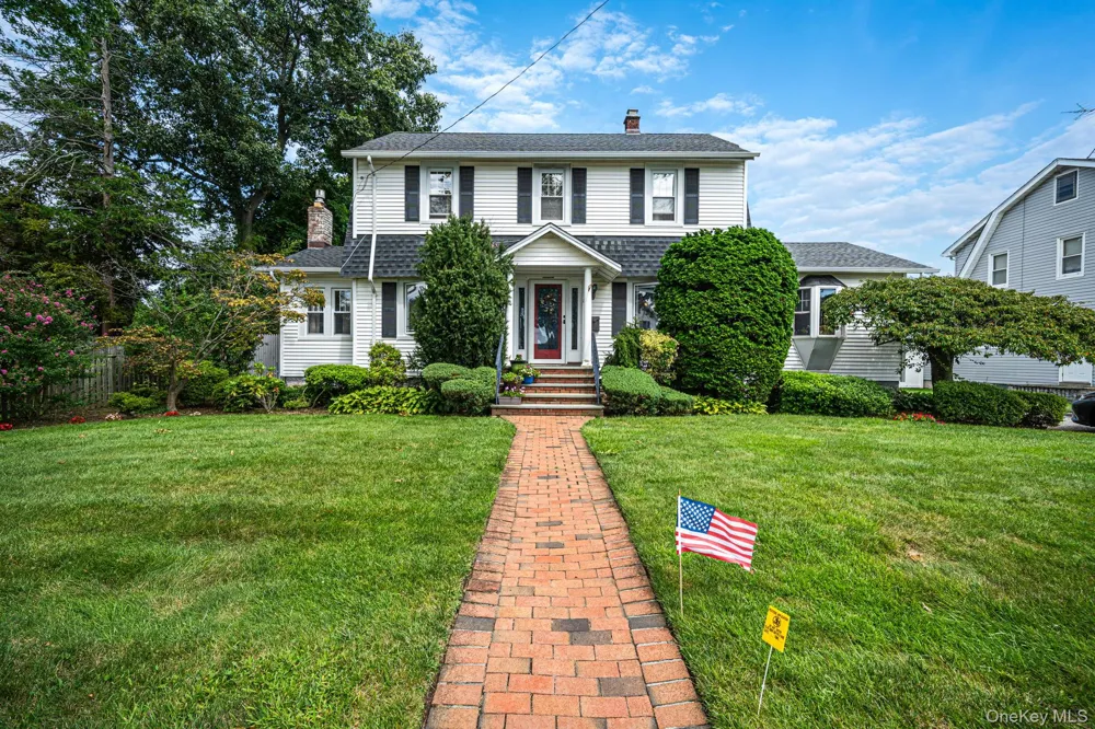57 Caroline Street Bethpage, NY 11714