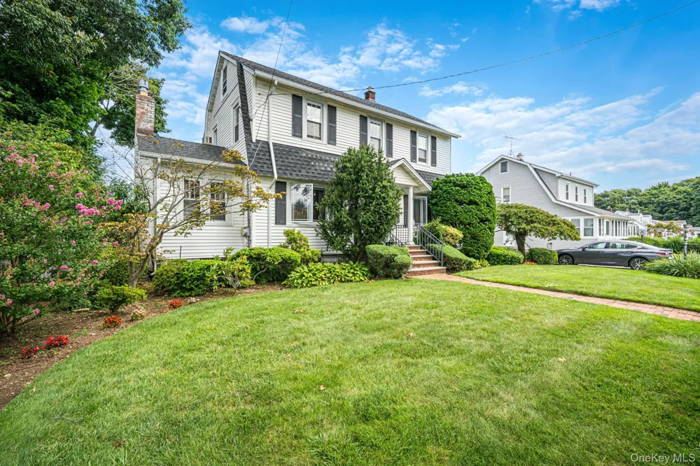 57 Caroline Street Bethpage, NY 11714
