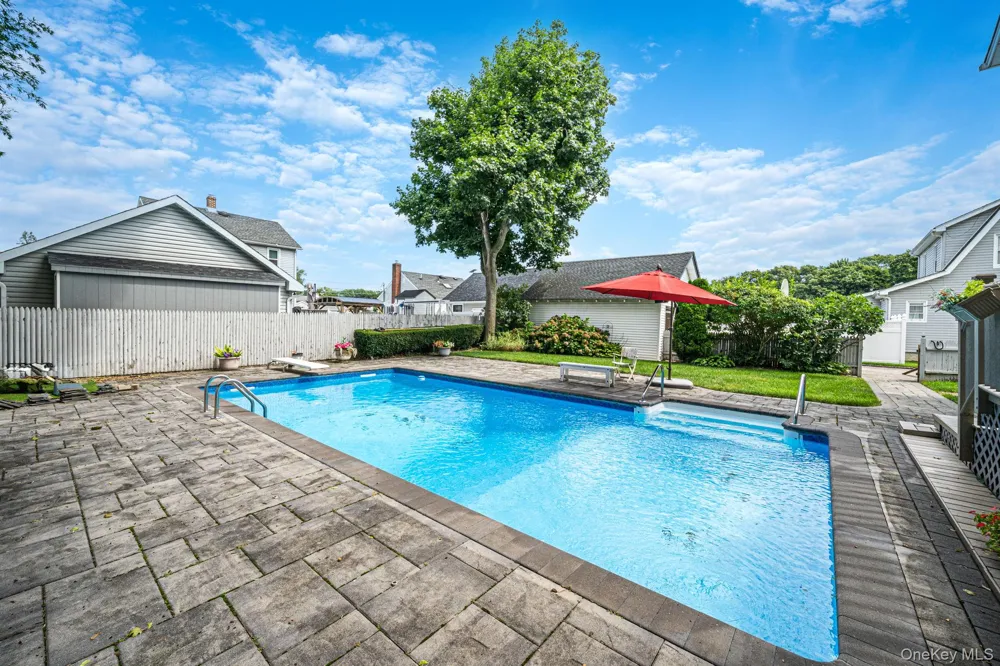 57 Caroline Street Bethpage, NY 11714