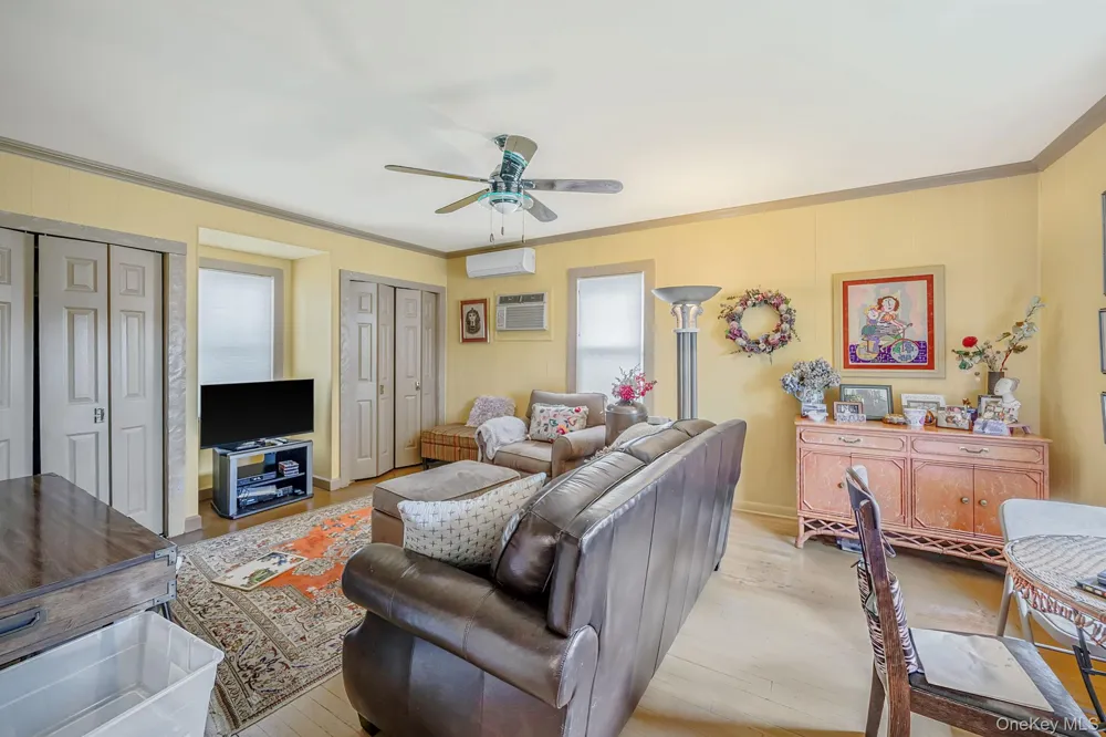 57 Caroline Street Bethpage, NY 11714