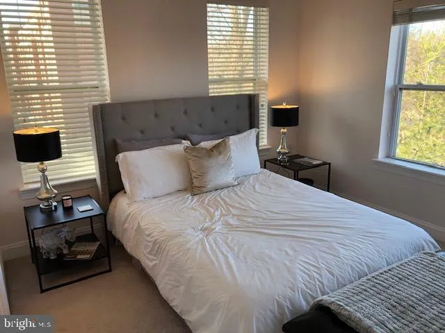 1633 COLONIAL TERRACE #201 Arlington, VA 22209