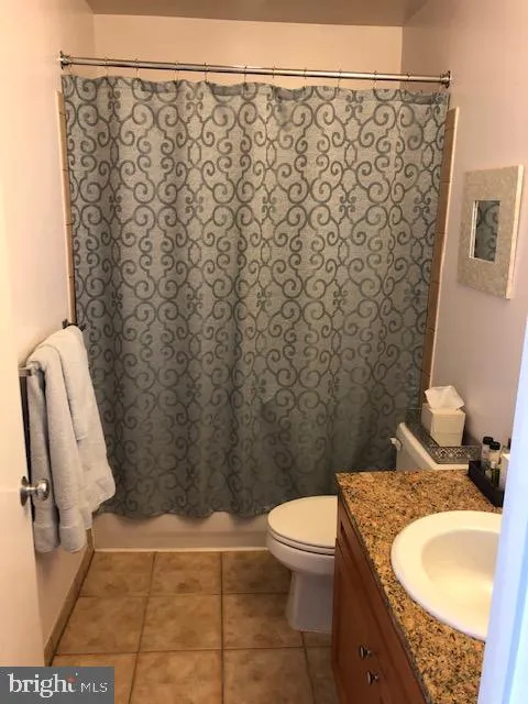 1633 COLONIAL TERRACE #201 Arlington, VA 22209