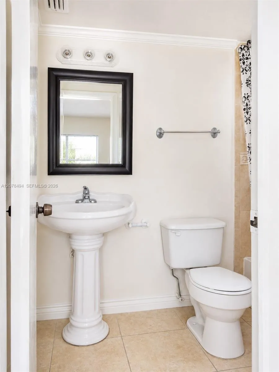 3396 Foxcroft Rd #316 Miramar, FL 33025