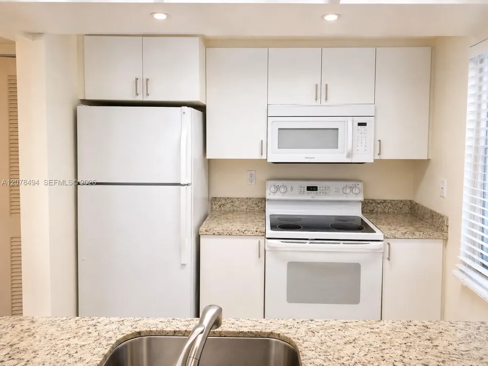 3396 Foxcroft Rd #316 Miramar, FL 33025