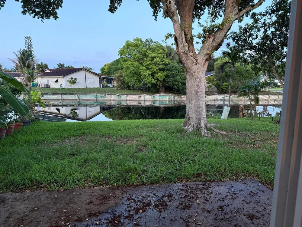 7610 NW 73RD TERRACE Tamarac, FL 33321