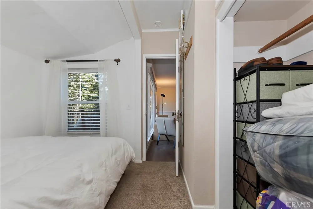 831 Blue Ridge Lake Arrowhead, CA 92385
