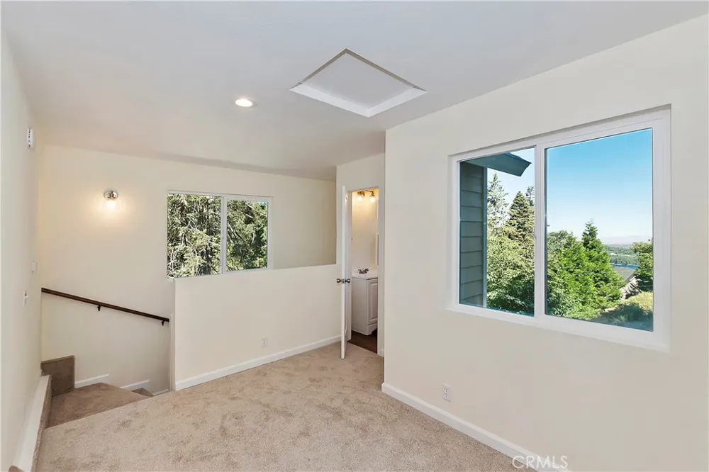 831 Blue Ridge Lake Arrowhead, CA 92385