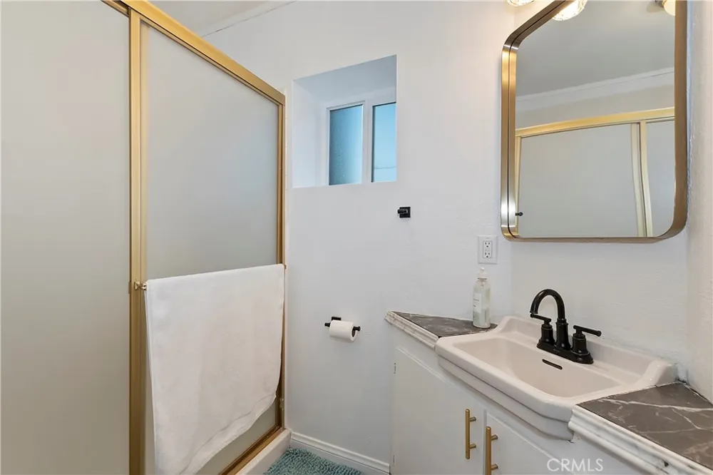 831 Blue Ridge Lake Arrowhead, CA 92385