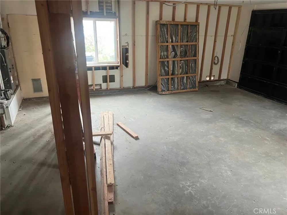 12753 Goethe Granada Hills, CA 91344