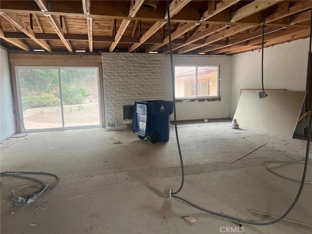 12753 Goethe Granada Hills, CA 91344