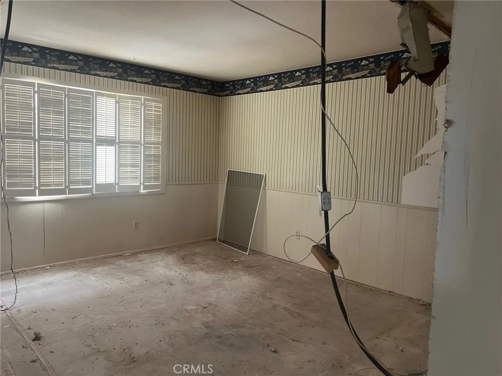 12753 Goethe Granada Hills, CA 91344