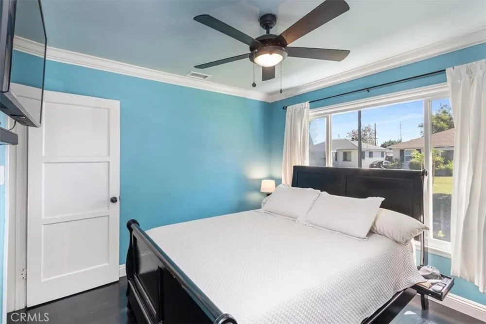 4647 Dunrobin Lakewood, CA 90713