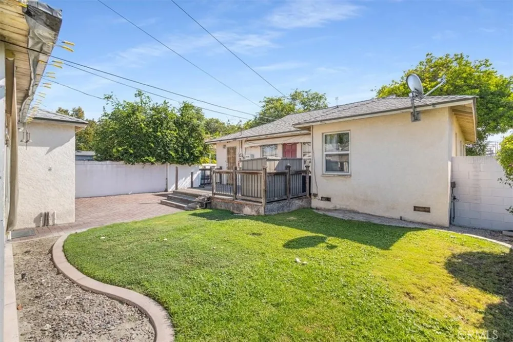 4647 Dunrobin Lakewood, CA 90713