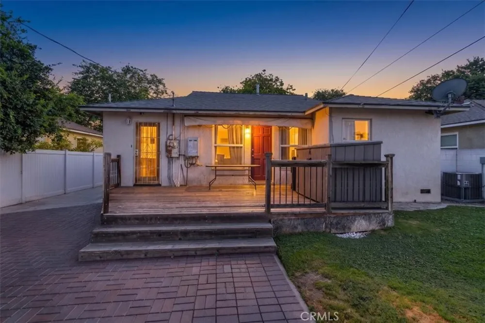 4647 Dunrobin Lakewood, CA 90713