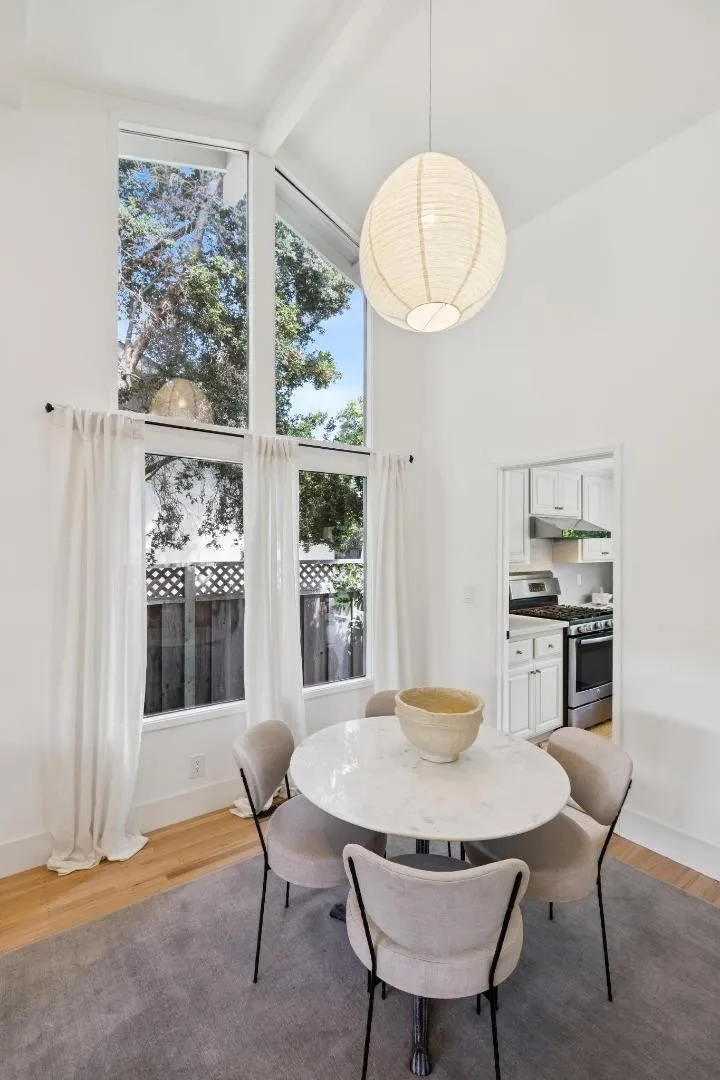 1086 Robbia Drive Sunnyvale, CA 94087