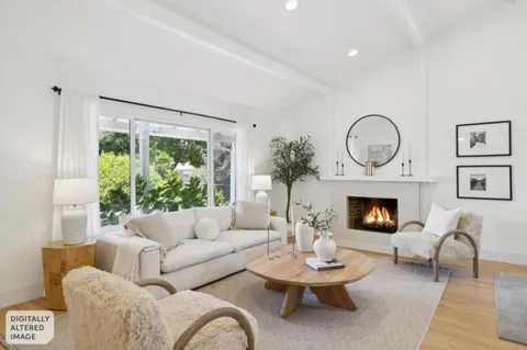1086 Robbia Drive