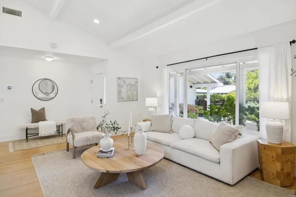 1086 Robbia Drive Sunnyvale, CA 94087