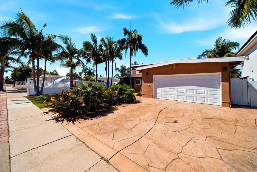 3642 Luna Ave San Diego, CA 92117