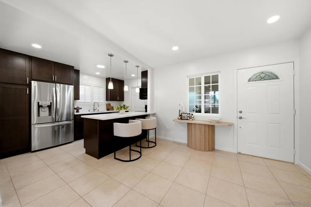 3642 Luna Ave San Diego, CA 92117
