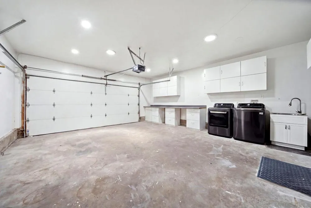 3642 Luna Ave San Diego, CA 92117