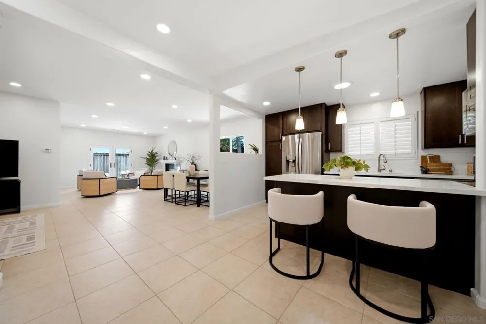 3642 Luna Ave San Diego, CA 92117