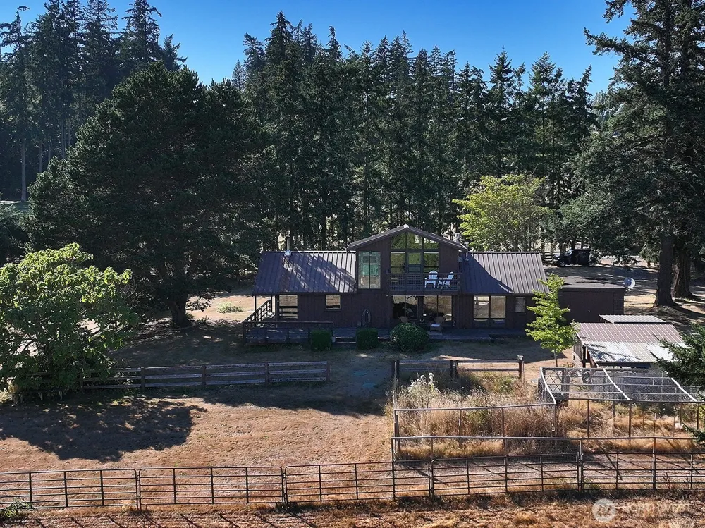 6065 McMaster Road Freeland, WA 98249