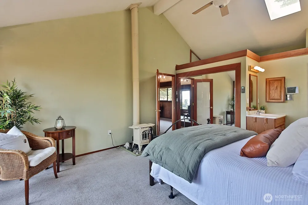6065 McMaster Road Freeland, WA 98249