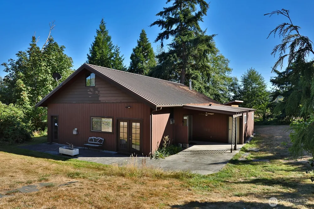 6065 McMaster Road Freeland, WA 98249